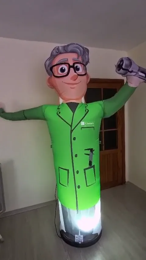 Personaje de experto técnico — Figura profesional personalizada