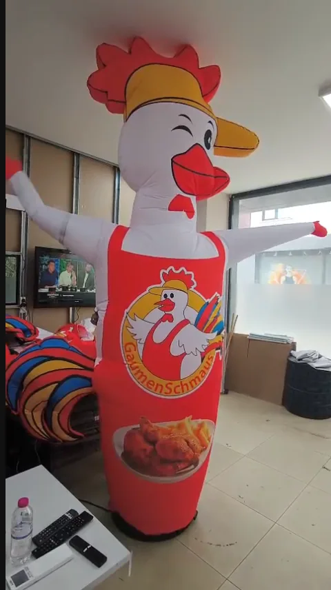 Gaumenschmaus — Mascota de producto de pollo