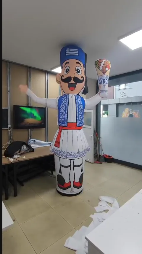 Gyros T — Mascota gastronómica temática